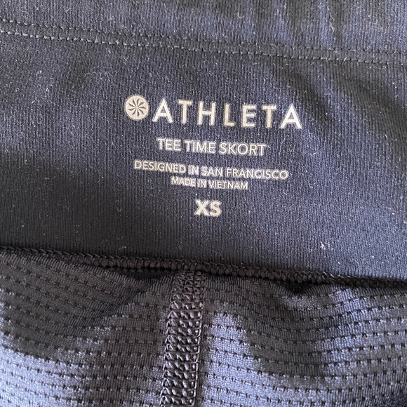 Athleta Tee Time Skort - Picture 2 of 6